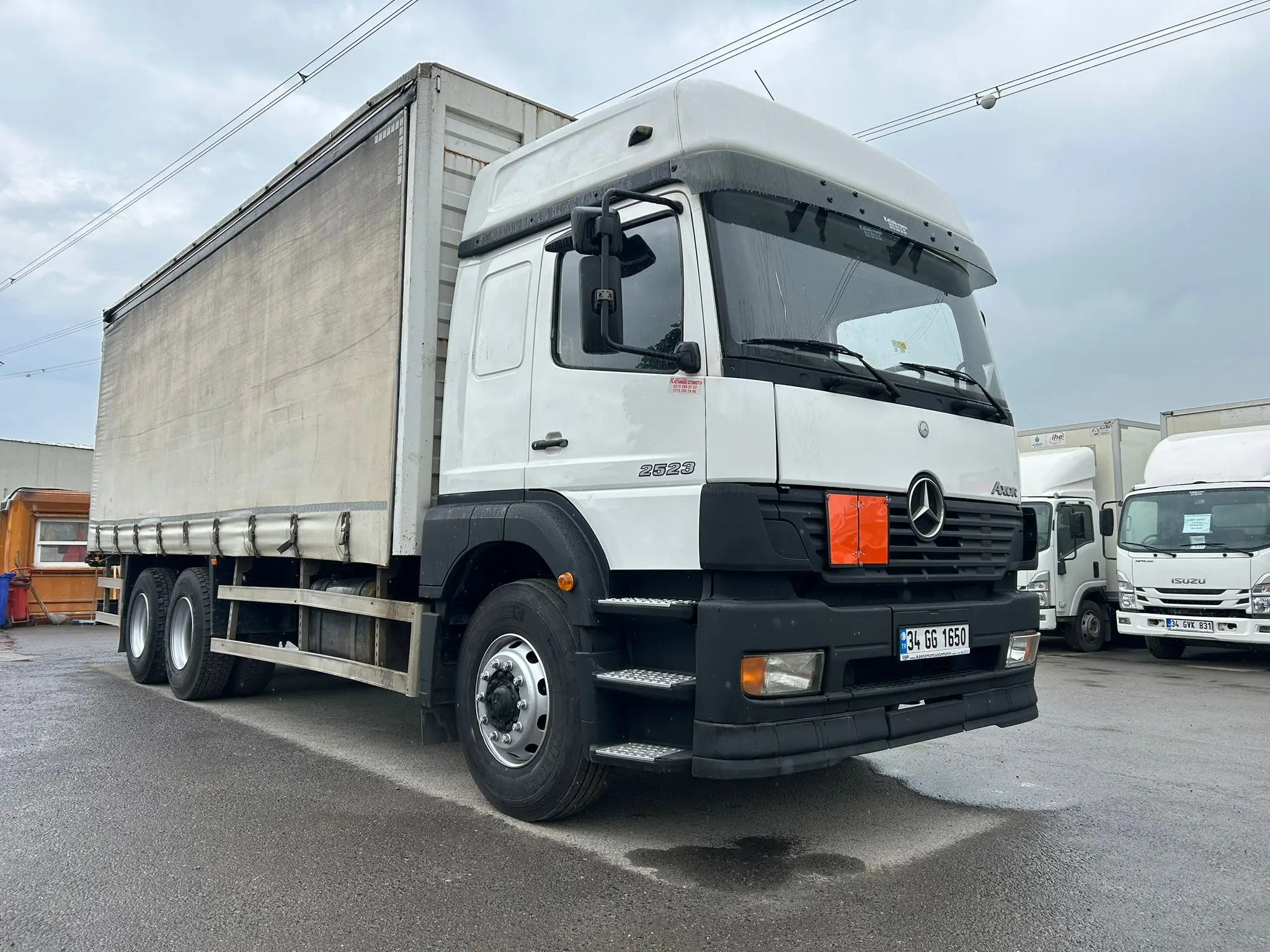 Axor 2523 / Kamyon