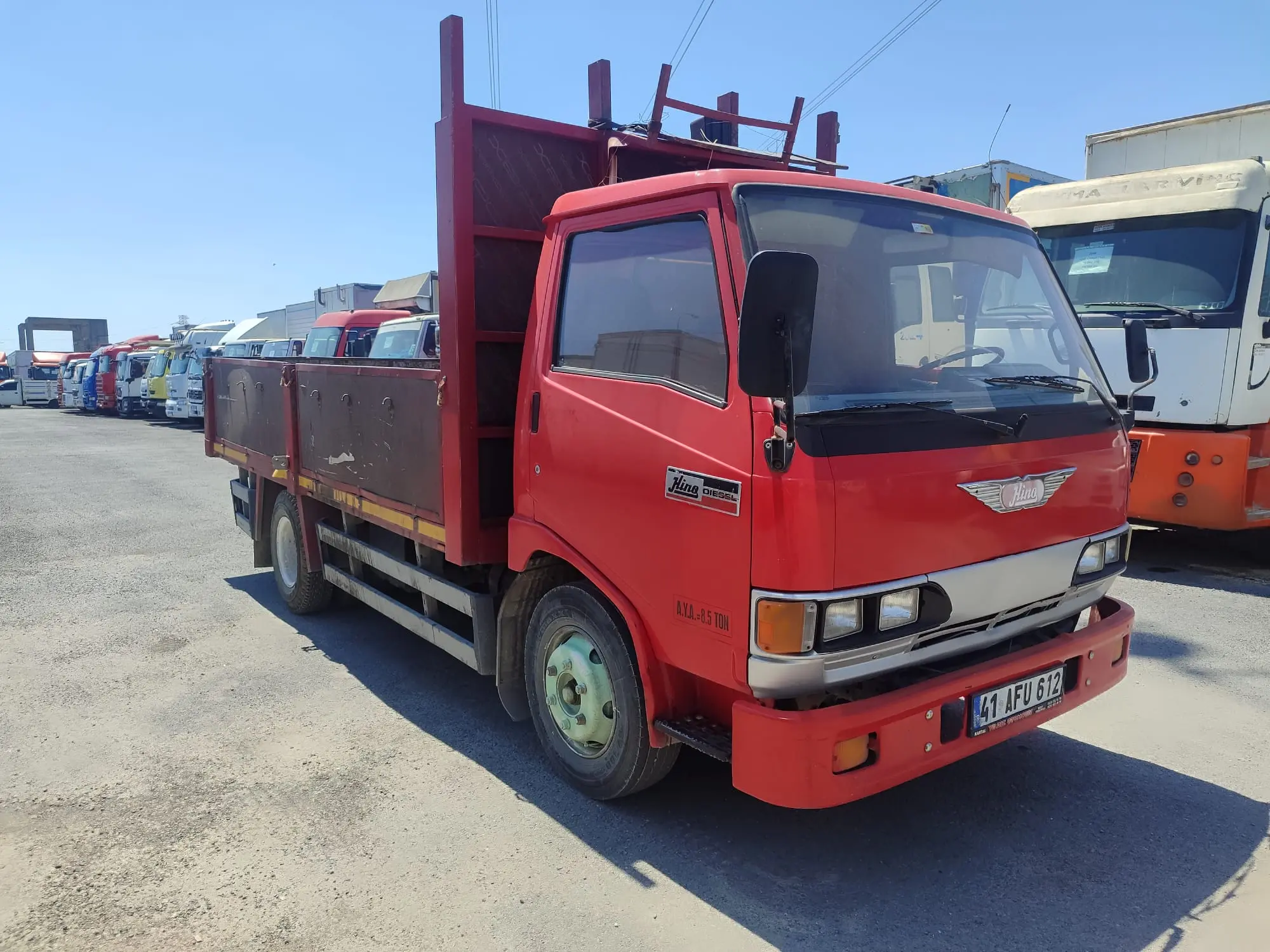 Hino 112-SA / Kamyon