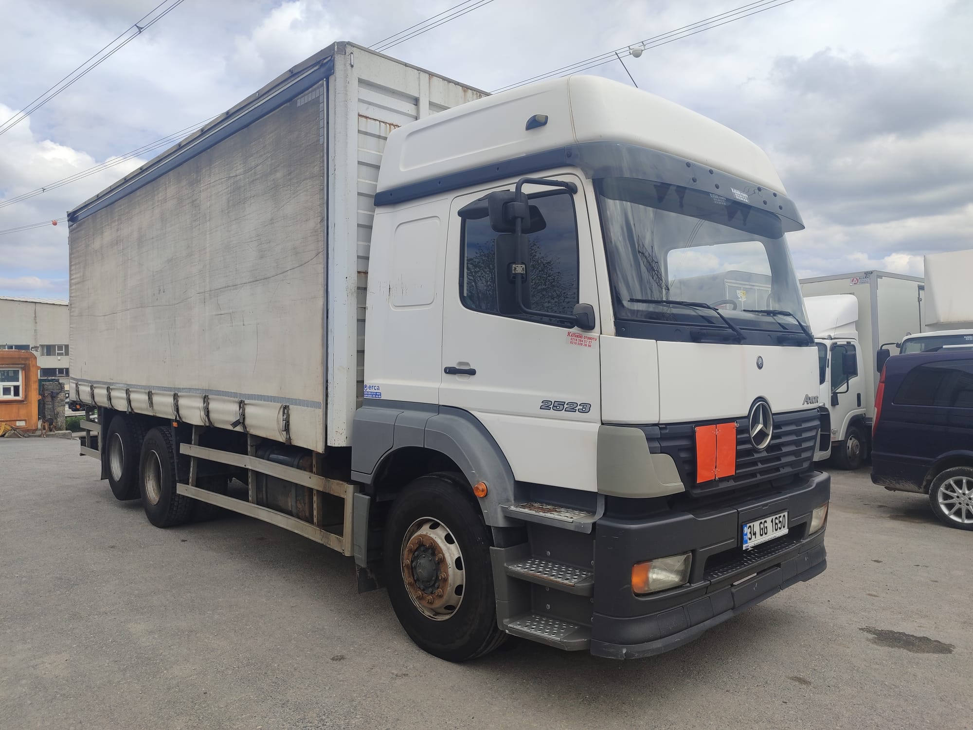 Axor 2523 / Kamyon