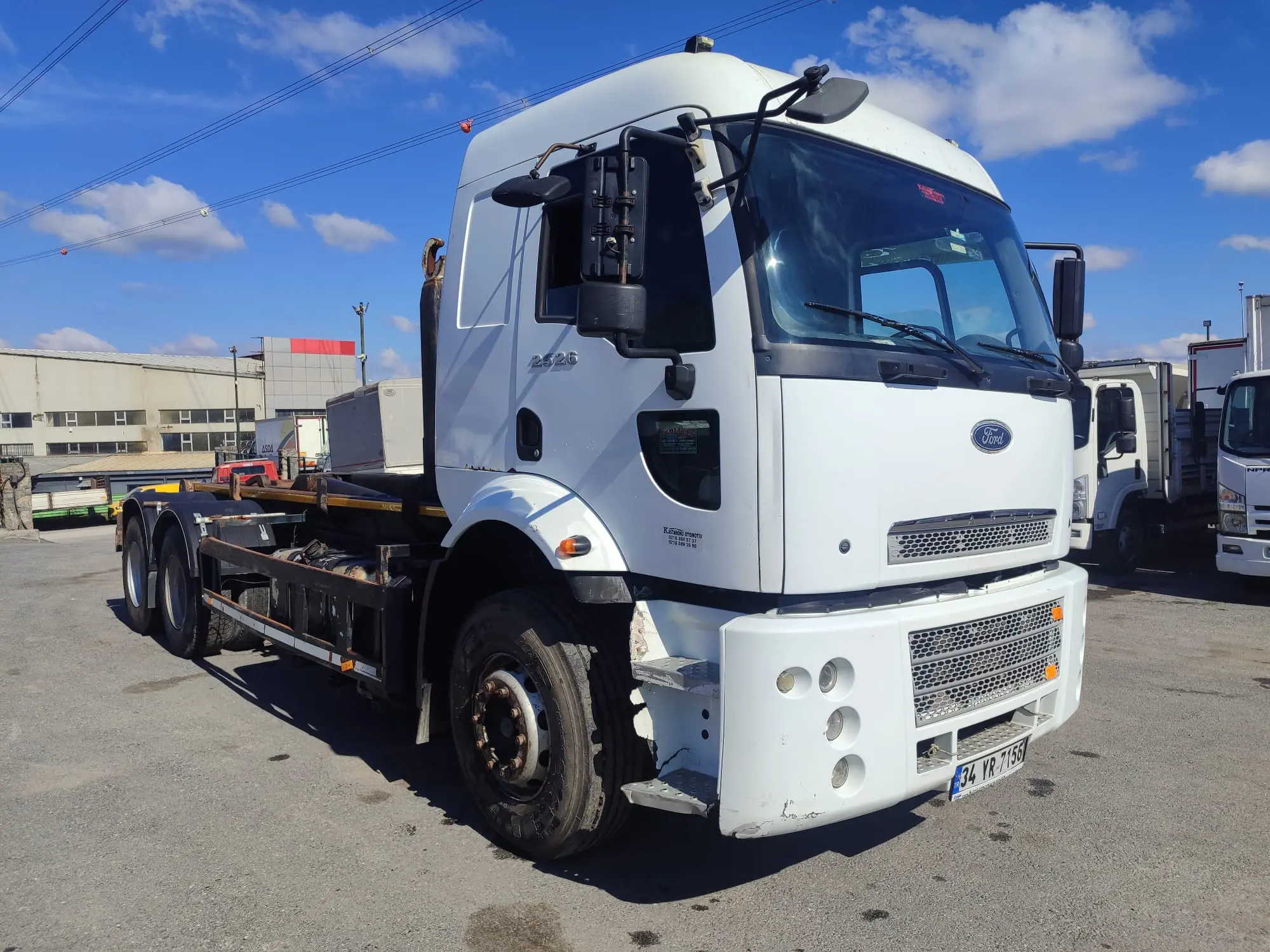 Cargo 2526 Kancalı Sistem