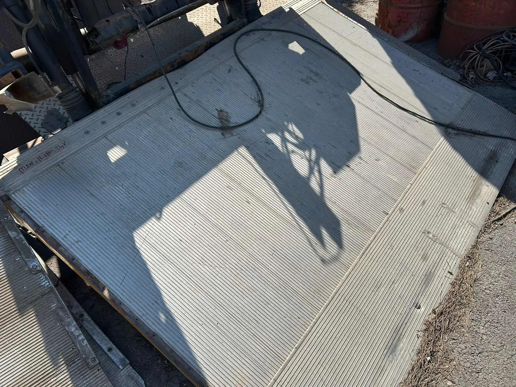 Alümiyum Lift 24 Volt ( Man )