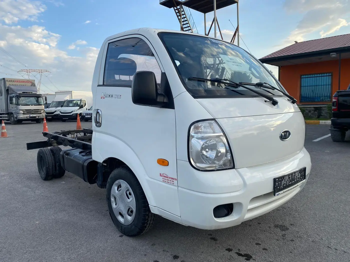 Bongo K-2900 