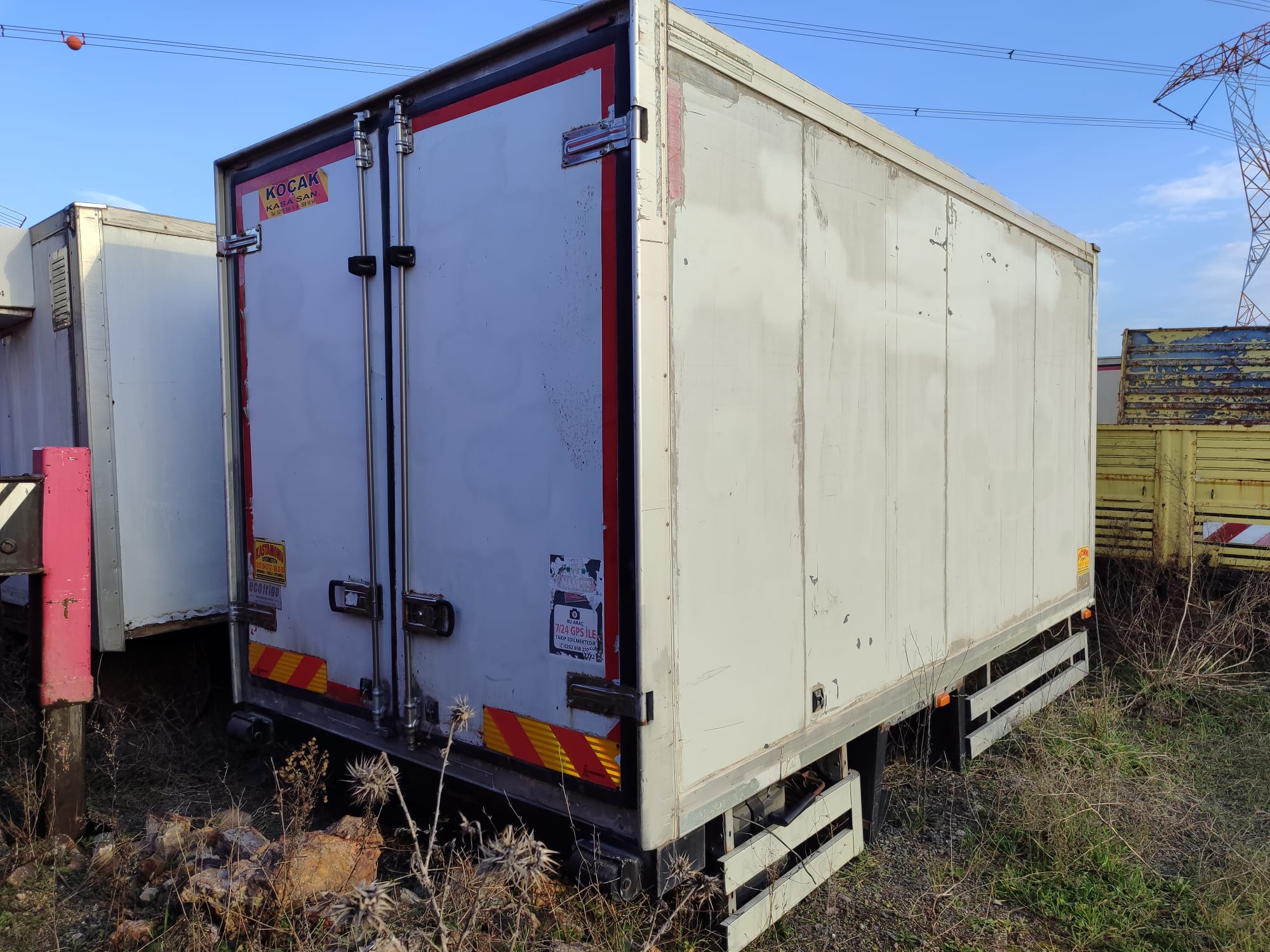 Et Kancalı Kasa ( Isuzu Npr ) 