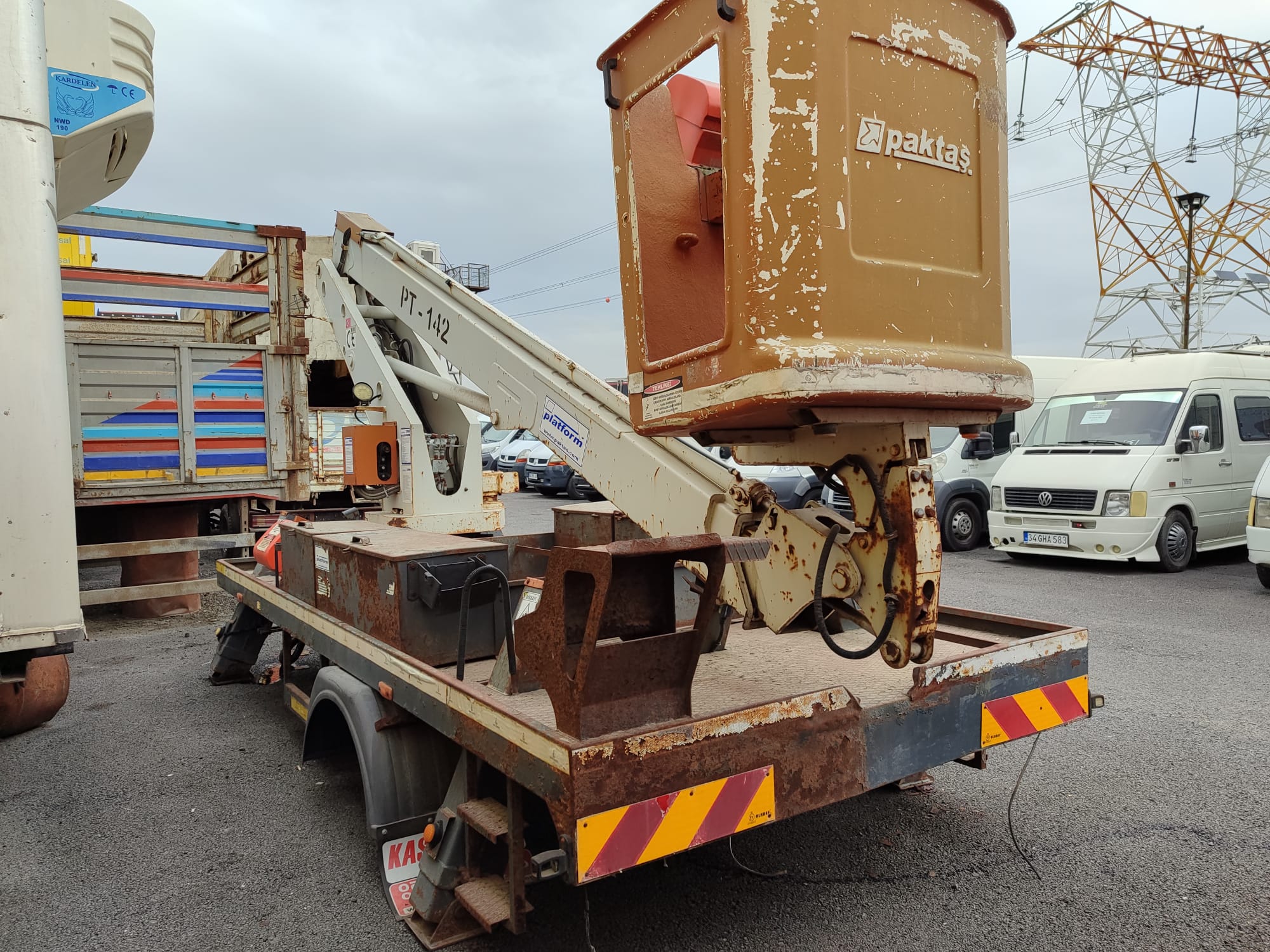 Sepetli Platform ( Isuzu NPR )